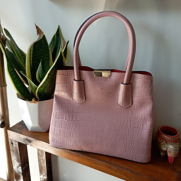 Baby Pink Crock Satchel Handbag As New - Picture 4 of 16